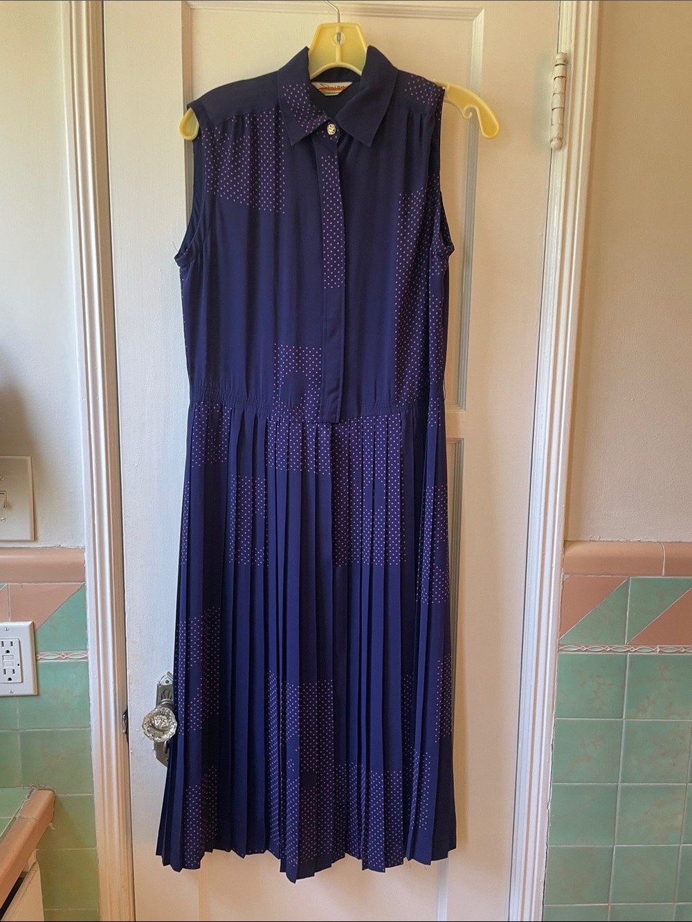 Sleeveless Navy Pleated Midi Dress